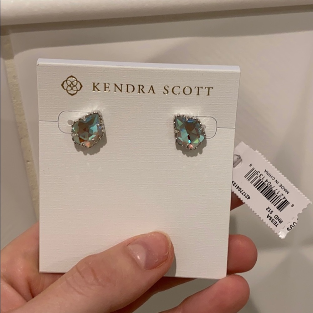 Kendra Scott iridescent stud earrings